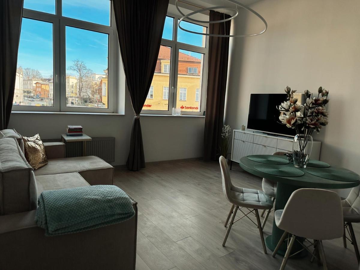 Loft Przy Placu Niepodleglosci Lägenhet Jelenia Góra Exteriör bild