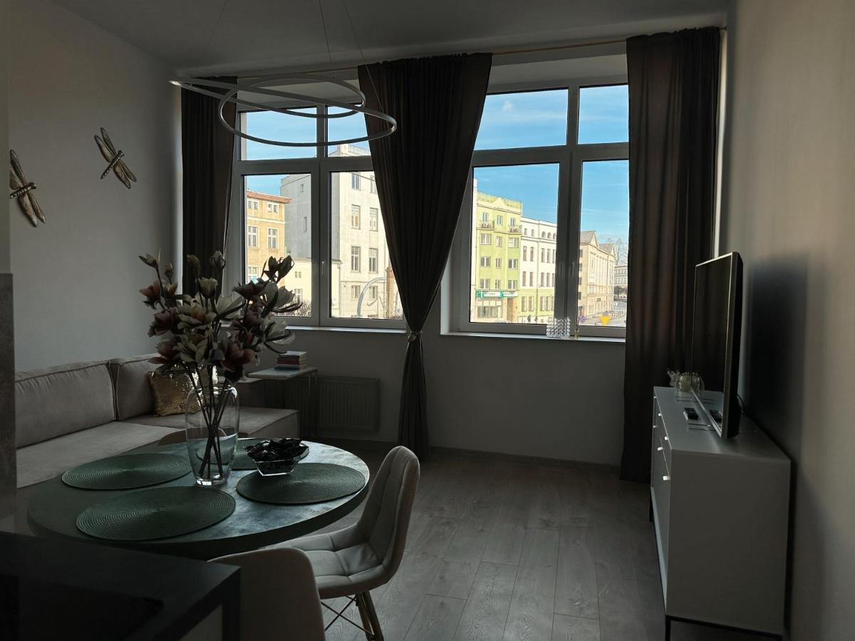 Loft Przy Placu Niepodleglosci Lägenhet Jelenia Góra Exteriör bild